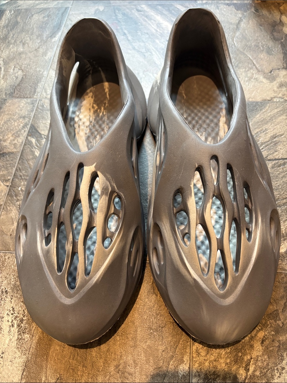Men's Gray Ventilated Foam Slip-On Swim Shoes